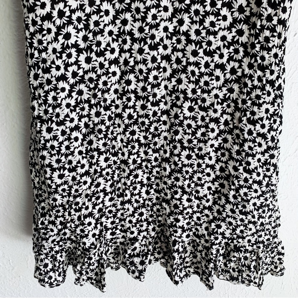 Lulu’s Zaharia Black and White Floral Print Shoulder Ties Mini Dress Sz Small - Picture 3 of 6